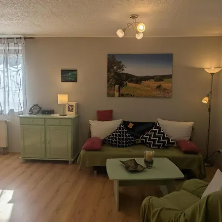 Am Apelsberg Appartement Neuhaus am Rennweg